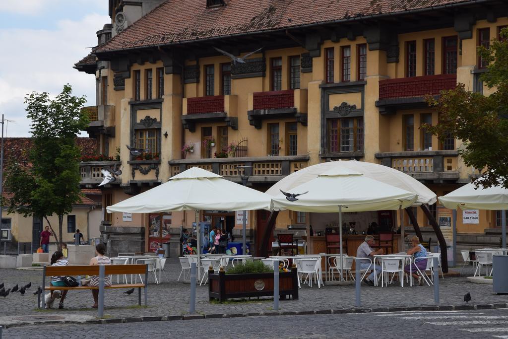 Haydn Vintage Apartment Brasov Exterior photo